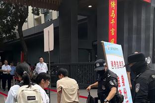 后续12场比赛有10个主场！科尔：我们有机会重整旗鼓 回到正轨